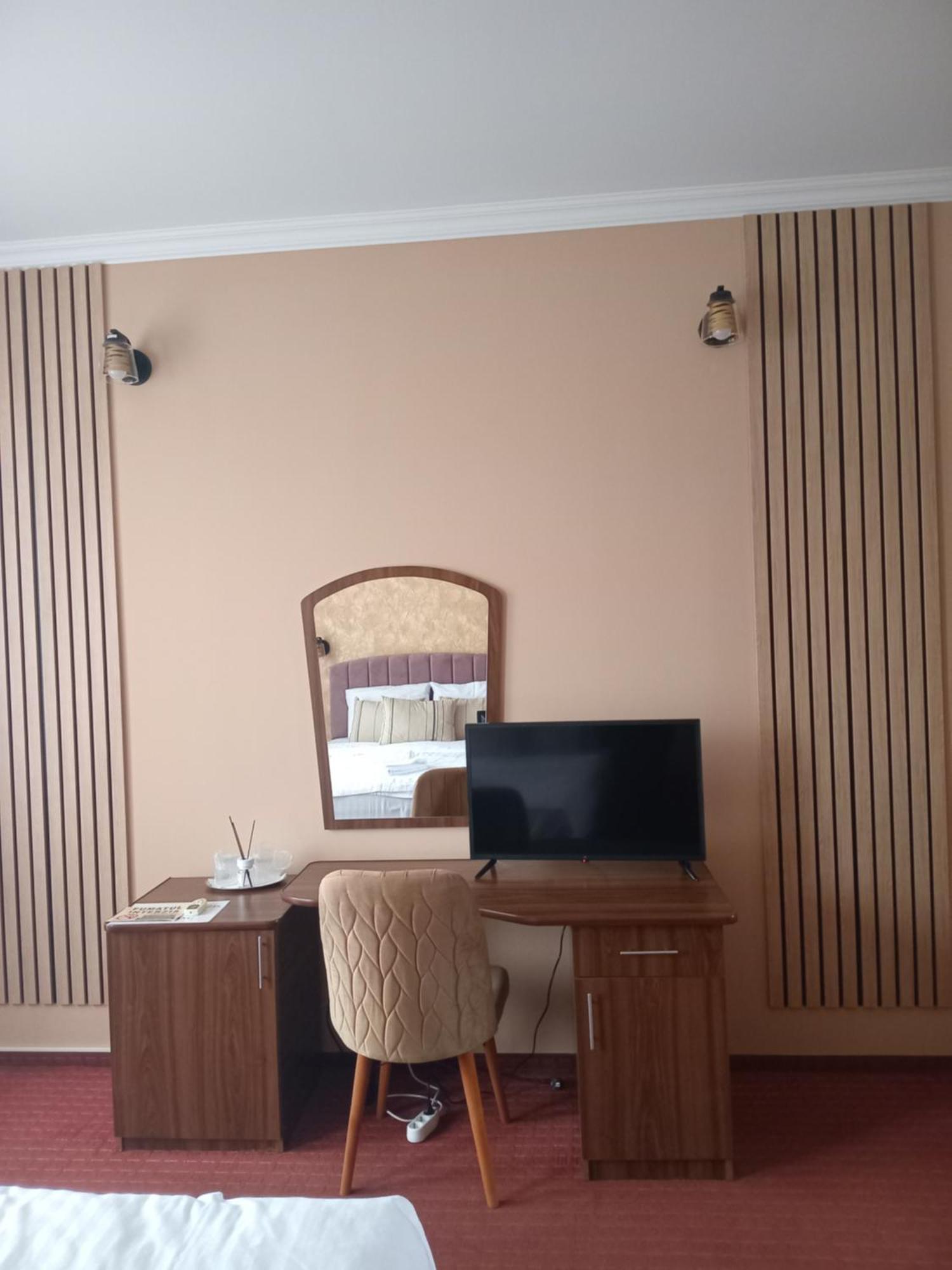Hotel Coliseum Calafat Esterno foto